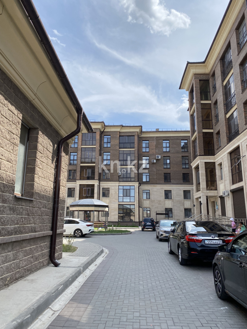 Продажа 5-комнатной квартиры, 147 м², пр. Республики, дом  49/1 в Караганде - фото 23