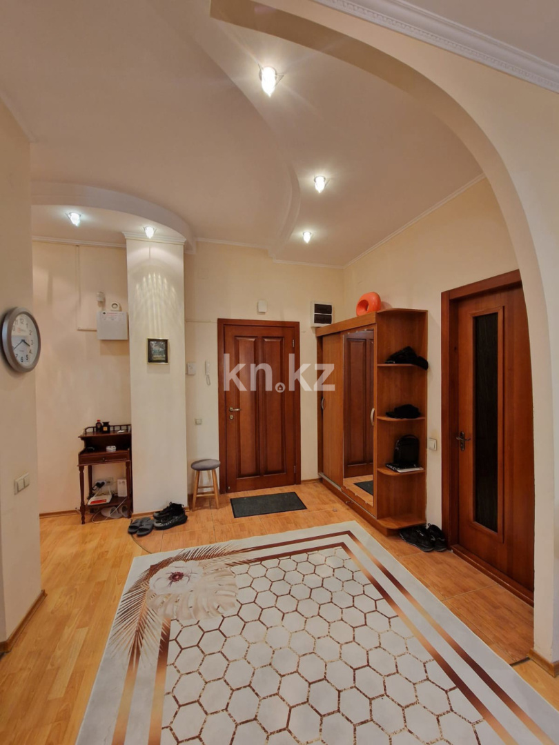 Продажа 2-комнатной квартиры, 80 м² в Алматы - фото 4