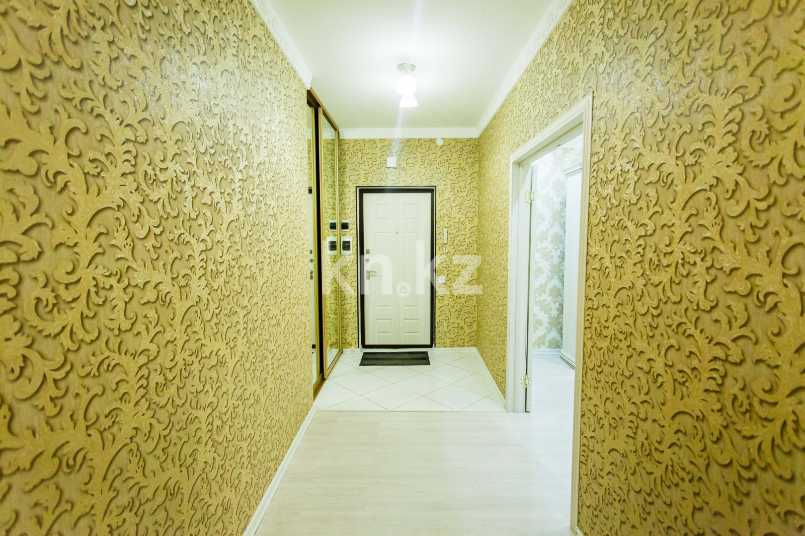 Аренда 2-комнатной квартиры посуточно, 70 м², ул. Сарайшык, дом  7/1 - ул. Акмешит в Астане - фото 15