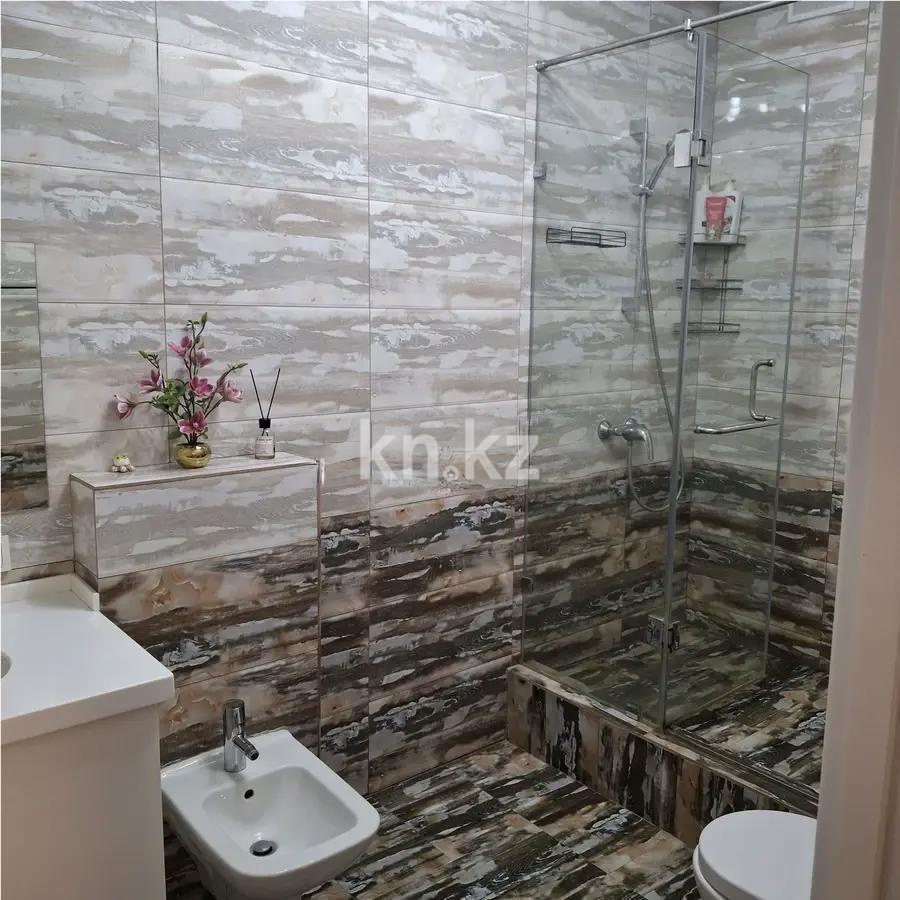 Продажа 2-комнатной квартиры, 70 м² в Астане - фото 4