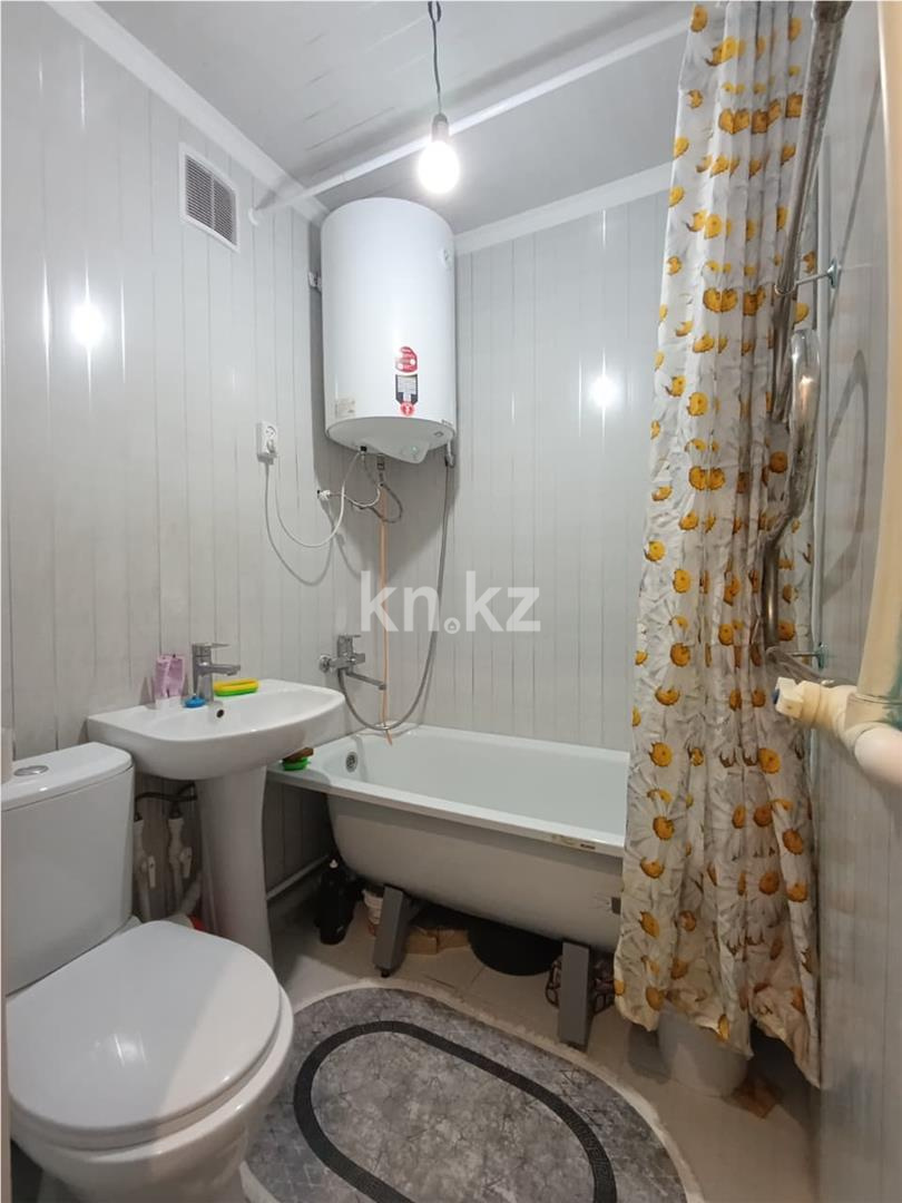 Продажа 2-комнатной квартиры, 42 м², ул. Махметова, дом  3 в Караганде - фото 4