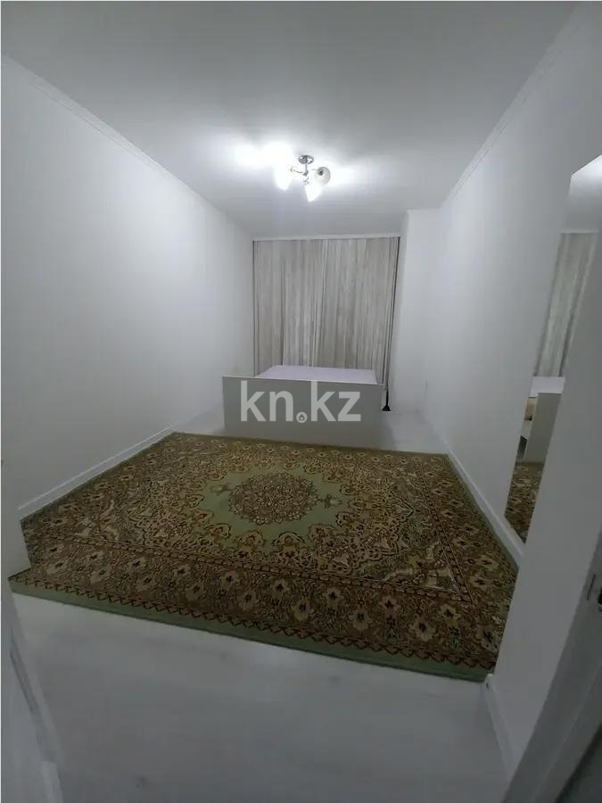 Продажа 3-комнатной квартиры, 95 м², ул. Омарова, дом  1 в Астане - фото 2
