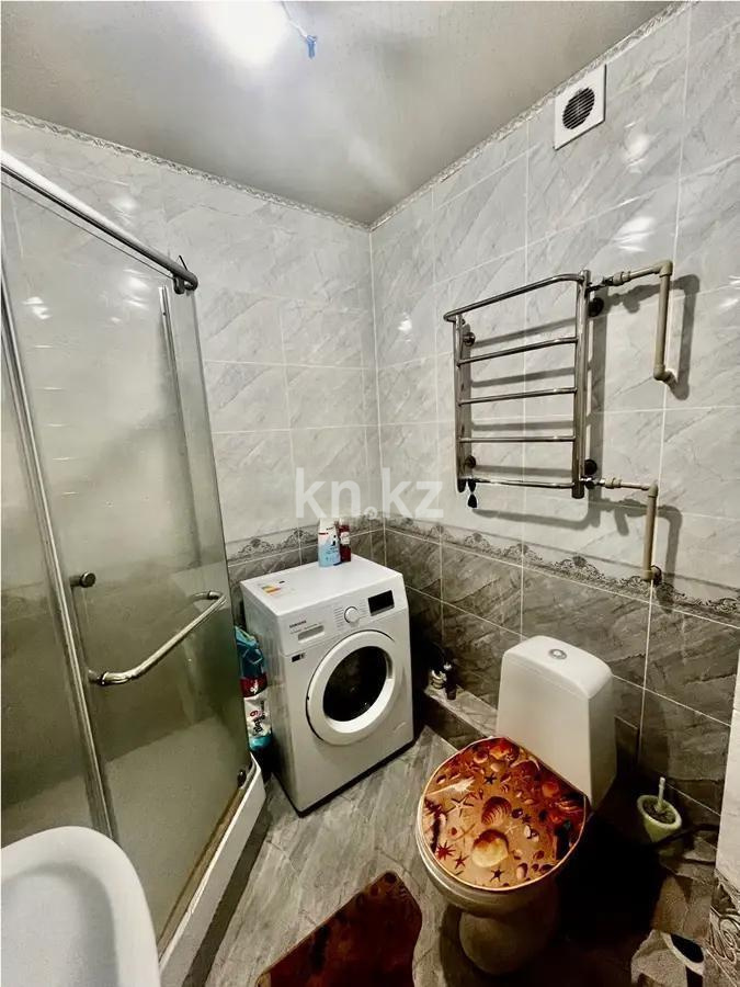 Продажа 2-комнатной квартиры, 47 м², мкр-н Аксай-5, дом  25 в Алматы - фото 4