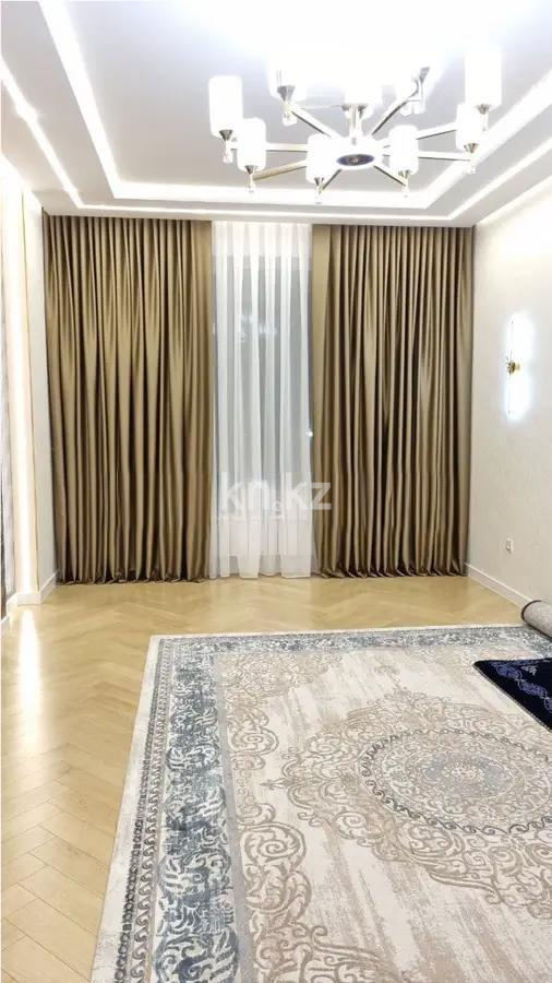 Продажа 3-комнатной квартиры, 85 м², ул. Хусейна бен Талала, дом  28 в Астане