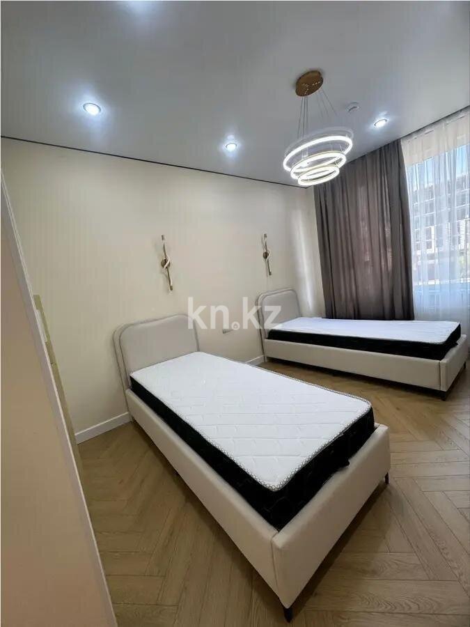 Продажа 3-комнатной квартиры, 82.8 м² в Алматы - фото 2