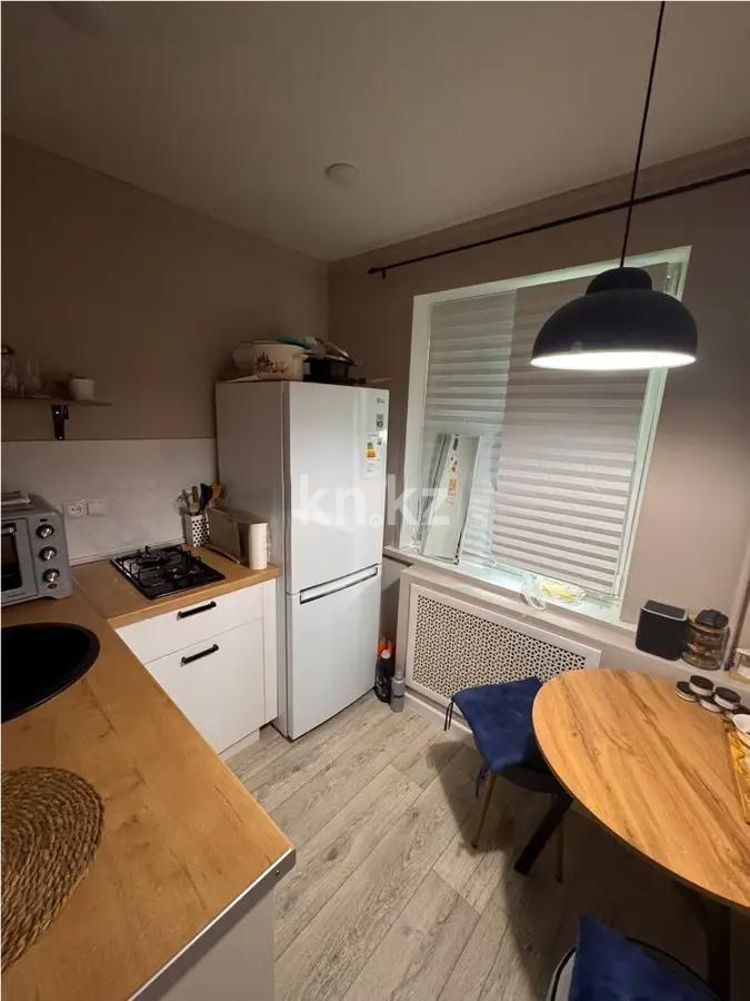 Продажа 1-комнатной квартиры, 33 м², мкр-н Аксай-2, дом  3 в Алматы - фото 2