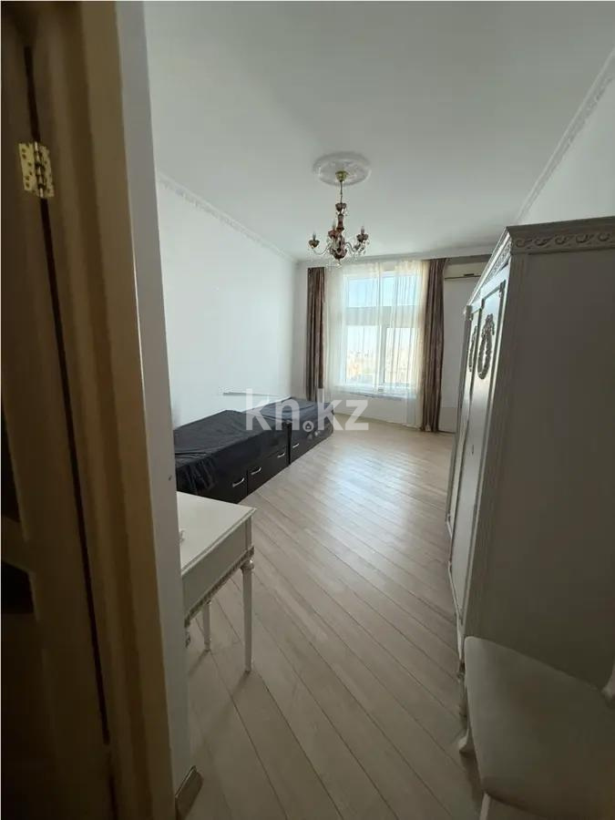 Продажа 3-комнатной квартиры, 144 м², ул. Кунаева, дом  12/2 в Астане - фото 2