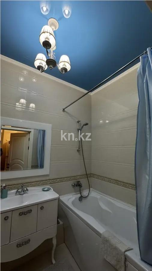 Продажа 2-комнатной квартиры, 82 м² в Алматы - фото 4