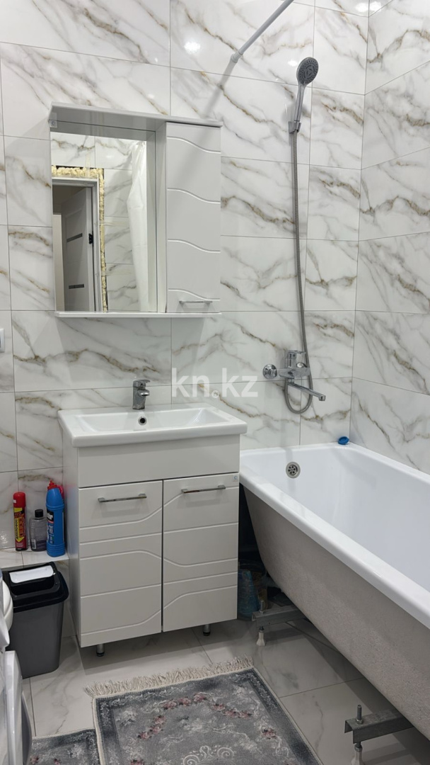 Аренда 1-комнатной квартиры, 38 м², ул. Айнакол, дом  66 - пр. Кошкарбаева в Астане - фото 6