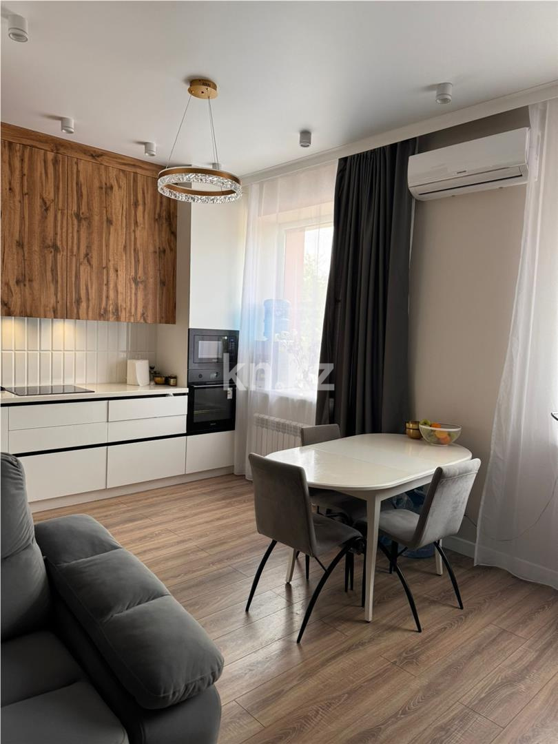 Продажа 3-комнатной квартиры, 75 м², ул. Жанибекова, дом  118 в Караганде - фото 8