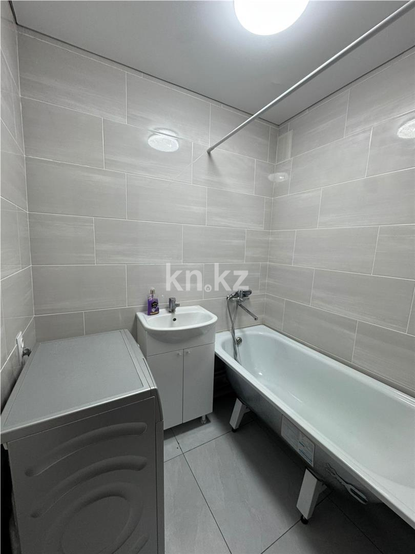 Продажа 3-комнатной квартиры, 67 м², мкр-н Восток-3 в Караганде - фото 12