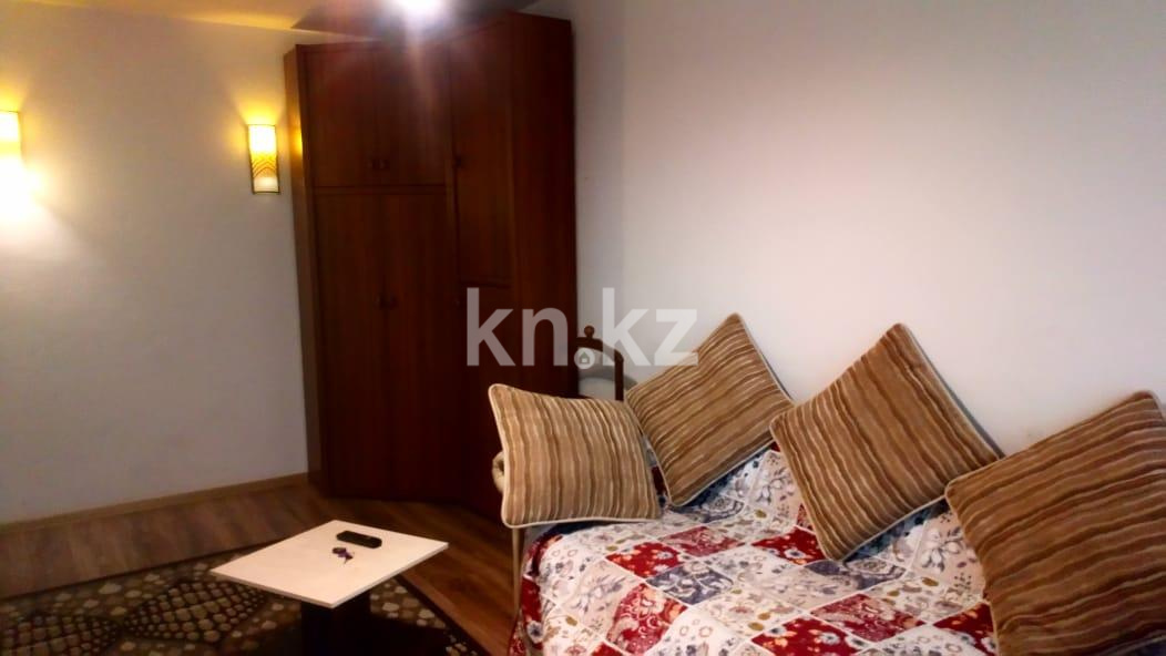Аренда 2-комнатной квартиры посуточно, 45 м², ул. Басенова, дом  41 - ул. Розыбакиева в Алматы - фото 3