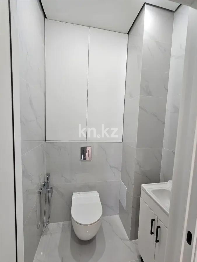 Продажа 2-комнатной квартиры, 74 м², ул. Халиуллина, дом  140/9 в Алматы - фото 4