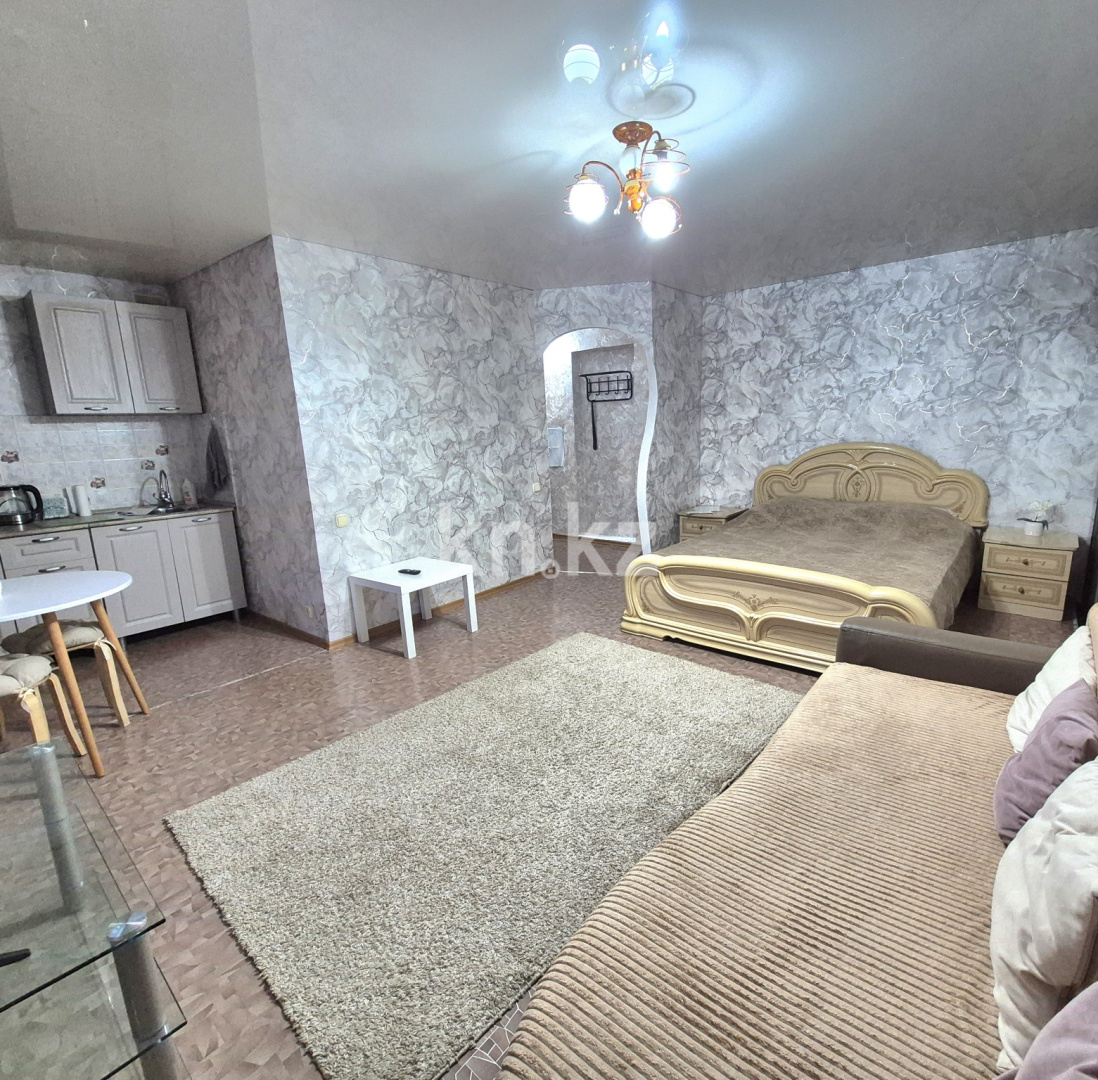 Аренда 1-комнатной квартиры посуточно, 32 м², ул. Алии Молдагуловой, дом  2/1 в Уральске