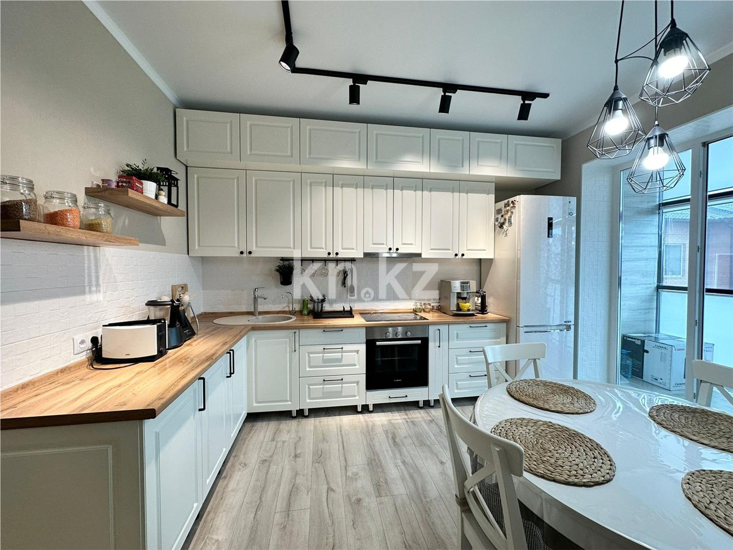 Продажа 3-комнатной квартиры, 88 м², мкр. Степной-2, дом  14/1 в Караганде