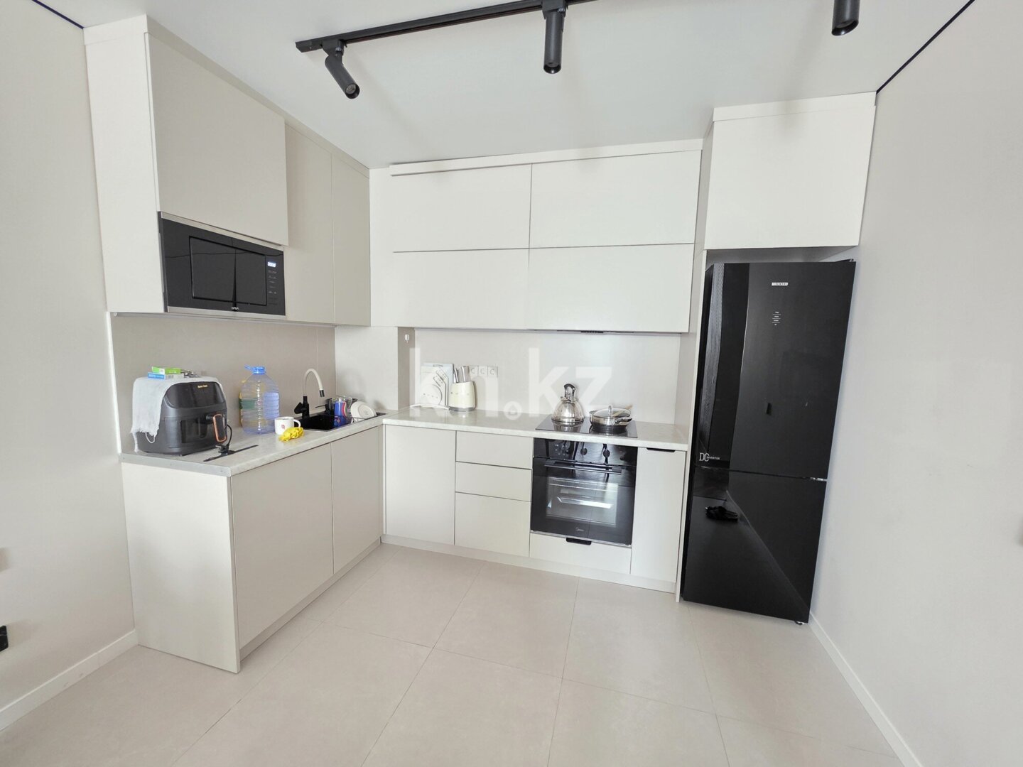 Продажа 2-комнатной квартиры, 56 м² в Алматы - фото 7