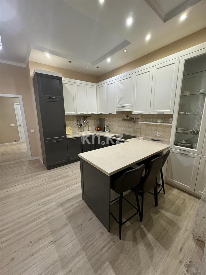 Продажа 3-комнатной квартиры, 119.8 м², ул. Мухамедханова в Астане - фото 10