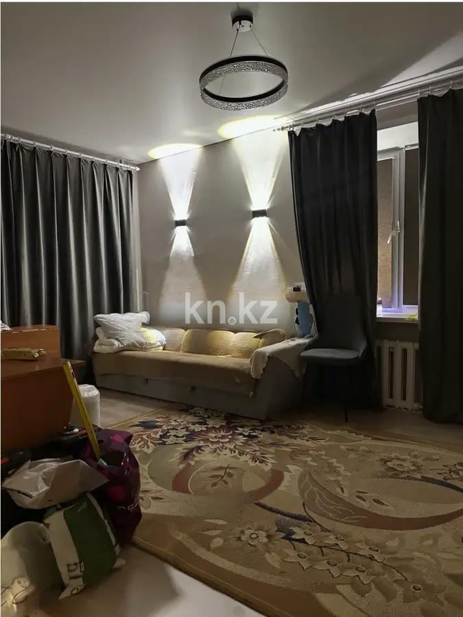 Продажа 1-комнатной квартиры, 32 м², пр. Назарбаева, дом  17а в Караганде