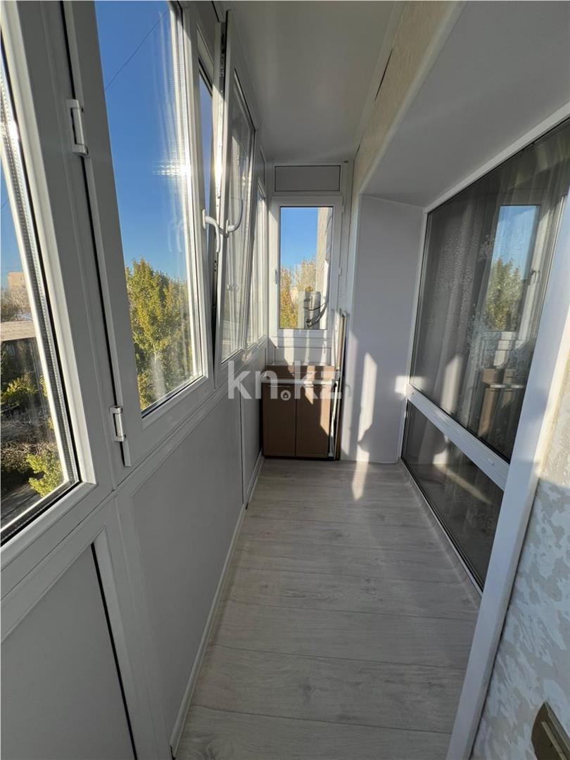 Продажа 3-комнатной квартиры, 61 м², ул. Ержанова, дом  42 в Караганде - фото 11