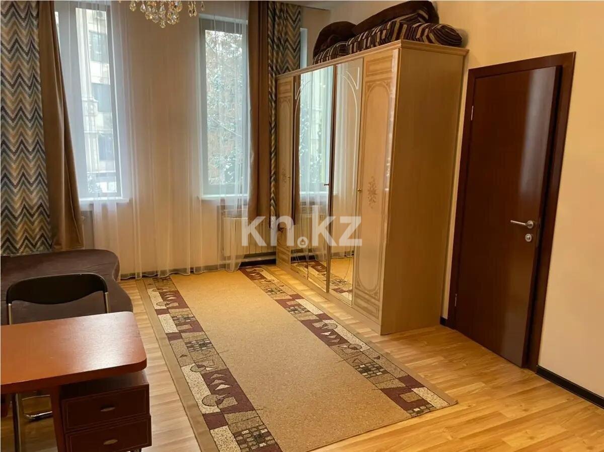 Продажа 4-комнатной квартиры, 200 м² в Алматы - фото 3