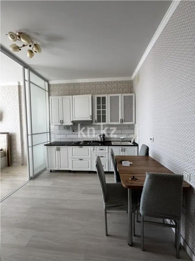 Продажа 2-комнатной квартиры, 60 м² в Астане