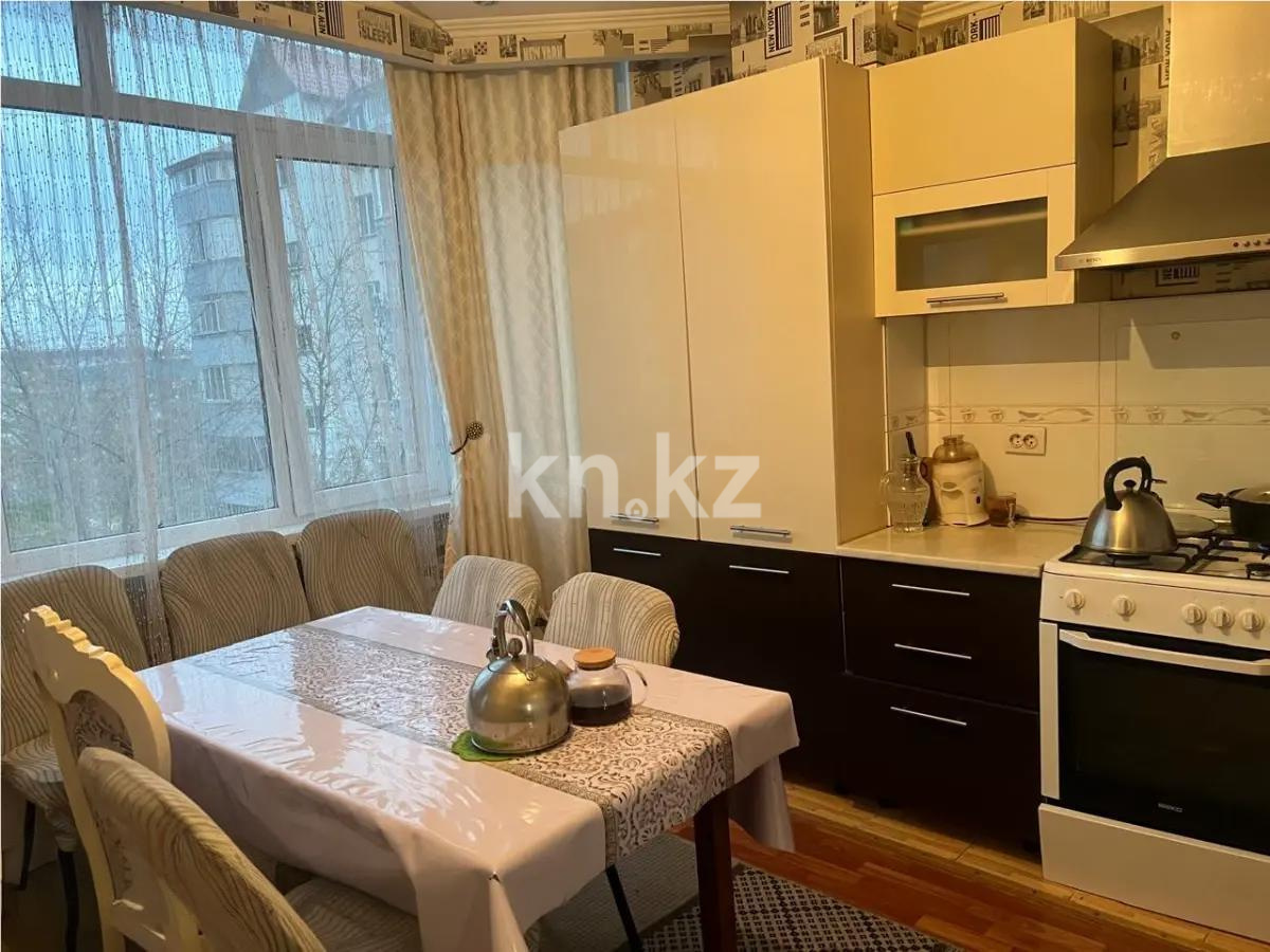 Продажа 3-комнатной квартиры, 70.7 м², мкр-н Кокжиек, дом  57 в Алматы - фото 2