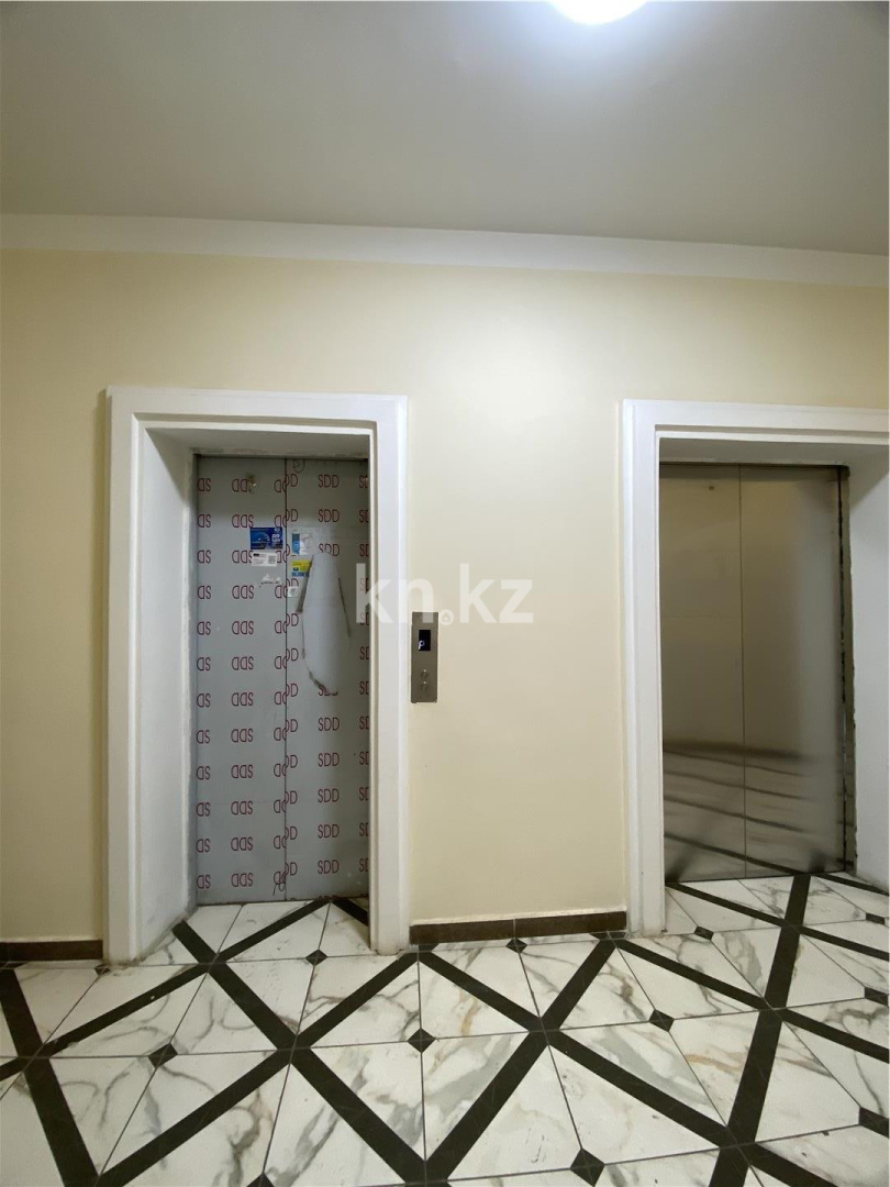 Продажа 3-комнатной квартиры, 135.2 м², ул. Байтурсынова в Астане - фото 29