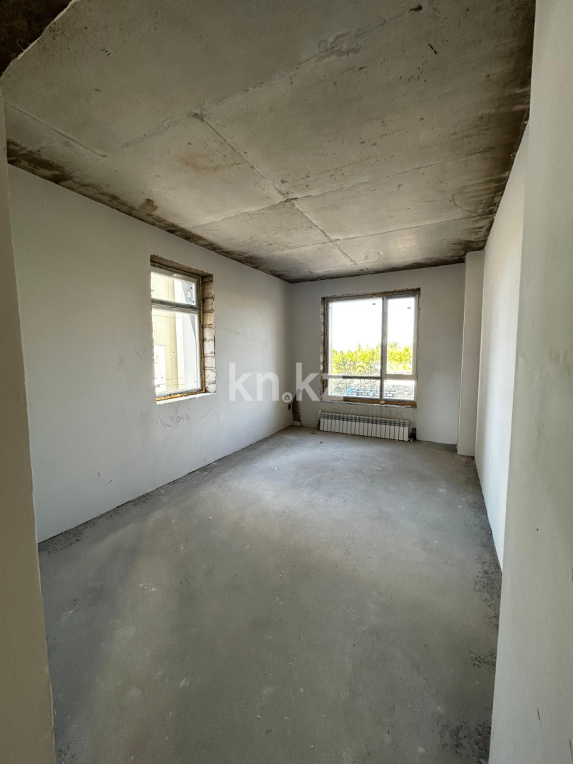 Продажа 3-комнатной квартиры, 87 м², пр. Республики, дом  23/2 в Караганде - фото 4