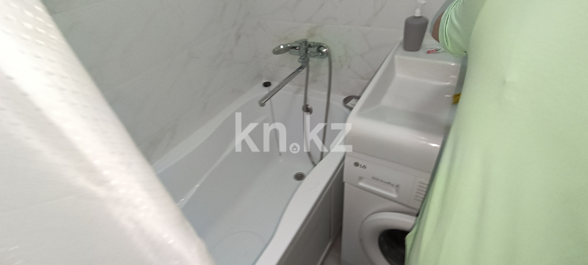 Аренда 1-комнатной квартиры посуточно, 40 м², ул. Абишева, дом  36 - пр. Райымбека в Алматы - фото 6