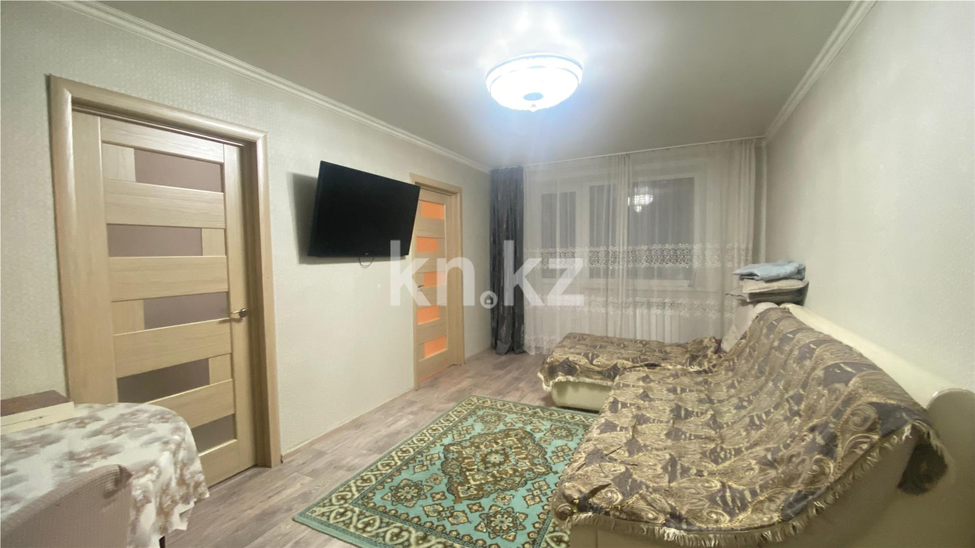 Продажа 4-комнатной квартиры, 61 м² в Караганде