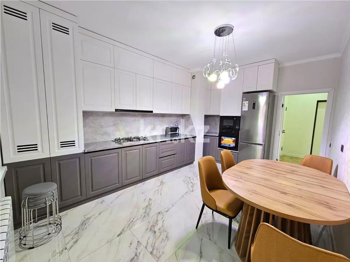 Продажа 2-комнатной квартиры, 81.8 м² в Алматы - фото 2