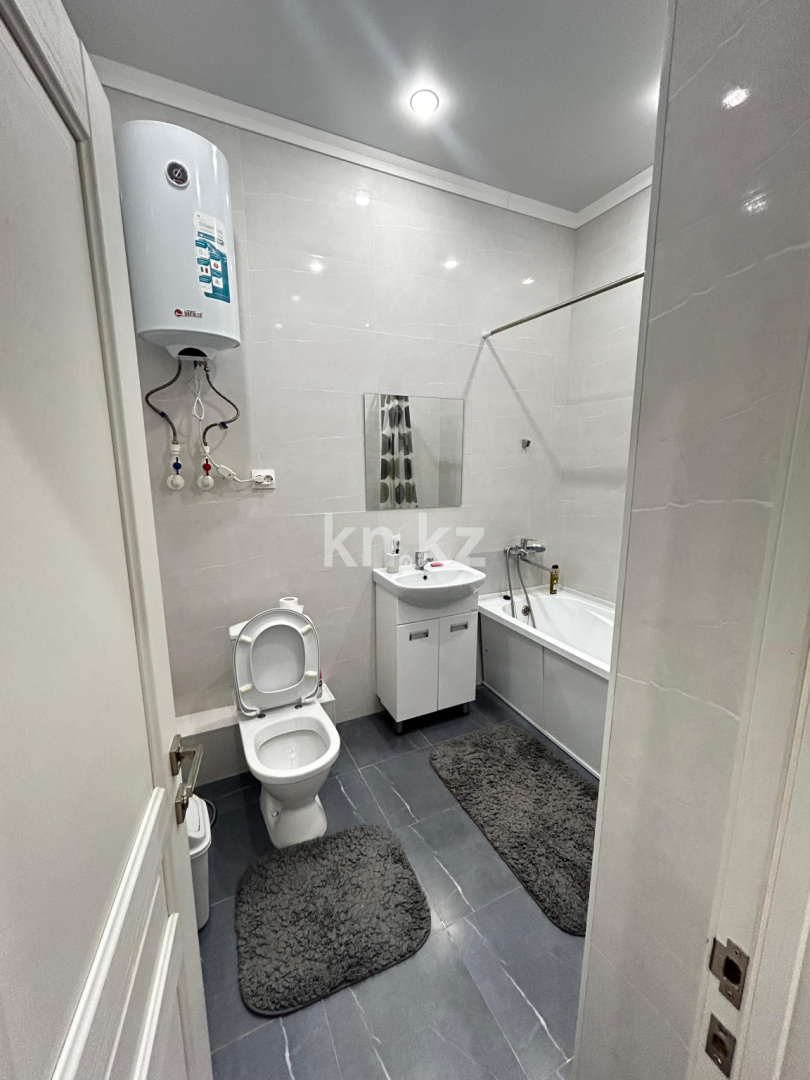 Продажа 1-комнатной квартиры, 41 м², ул. Ашимова, дом  21А в Караганде - фото 6