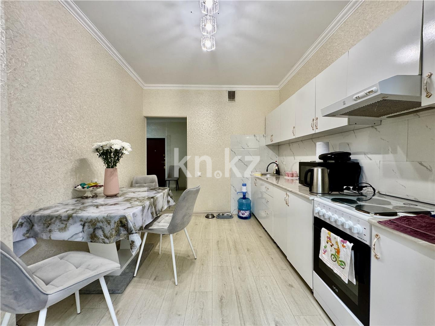 Продажа 1-комнатной квартиры, 48 м², пр. Шахтеров, дом  31б в Караганде - фото 15