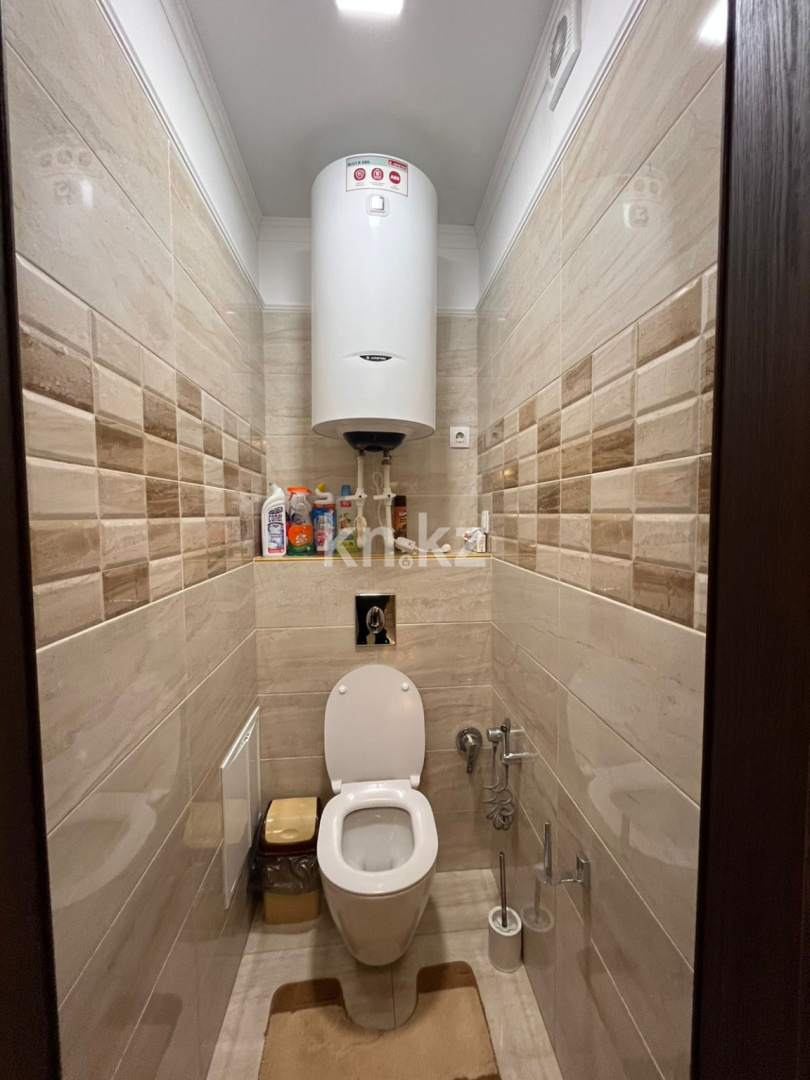 Продажа 4-комнатной квартиры, 122 м², пр. Республики в Караганде - фото 12