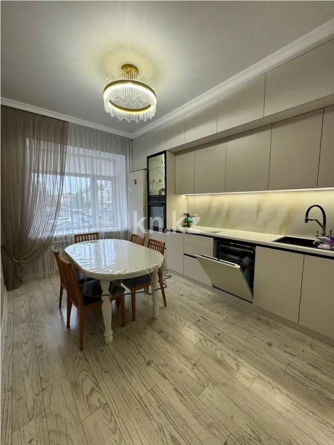 Продажа 2-комнатной квартиры, 71 м² в Караганде