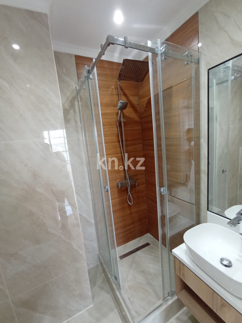 Продажа 2-комнатной квартиры, 82 м² в Алматы - фото 21