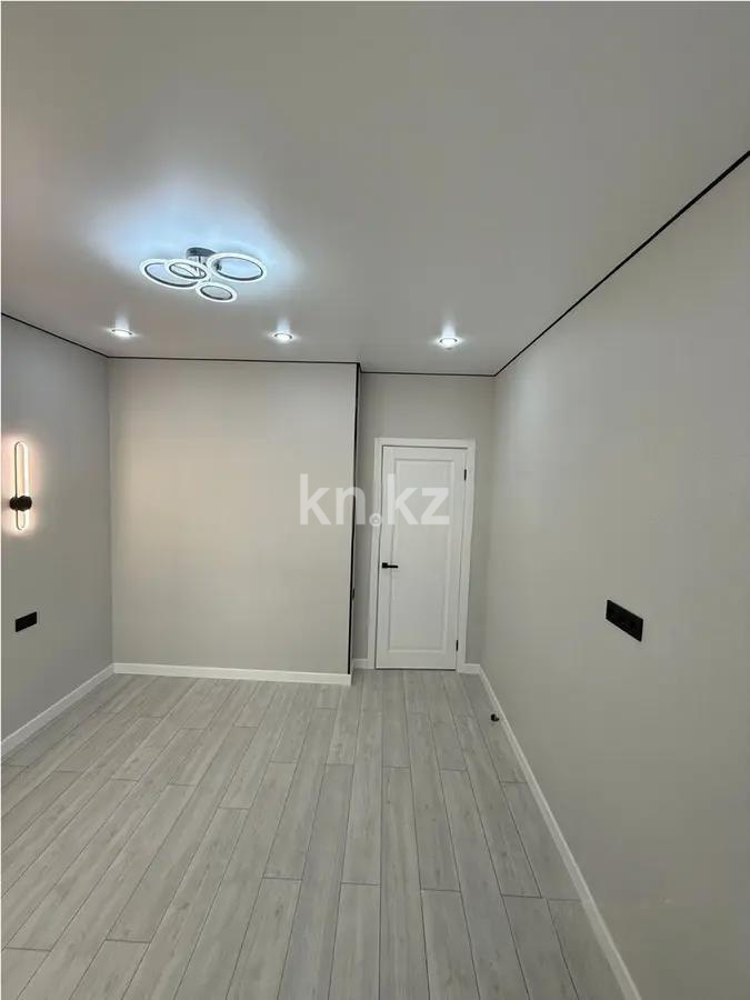 Продажа 2-комнатной квартиры, 65 м², ул. Нажимеденова, дом  34/2 в Астане