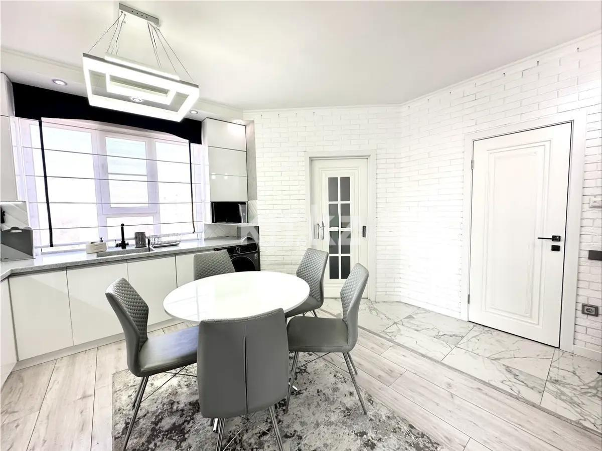 Продажа 4-комнатной квартиры, 89 м² в Алматы - фото 3