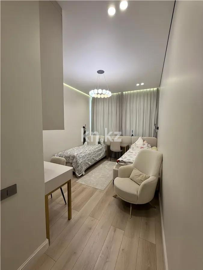 Продажа 4-комнатной квартиры, 99 м², пр. Туран, дом  52/2 в Астане - фото 4