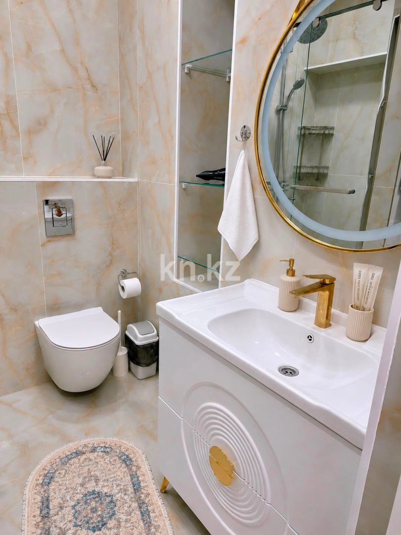 Аренда 2-комнатной квартиры посуточно, 55 м² в Алматы - фото 16