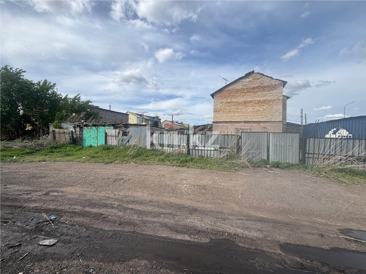 Продажа 4-комнатного дома, 88 м² в Караганде