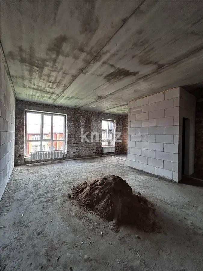 Продажа 1-комнатной квартиры, 45 м², ул. Штурманская, дом  21б в Караганде