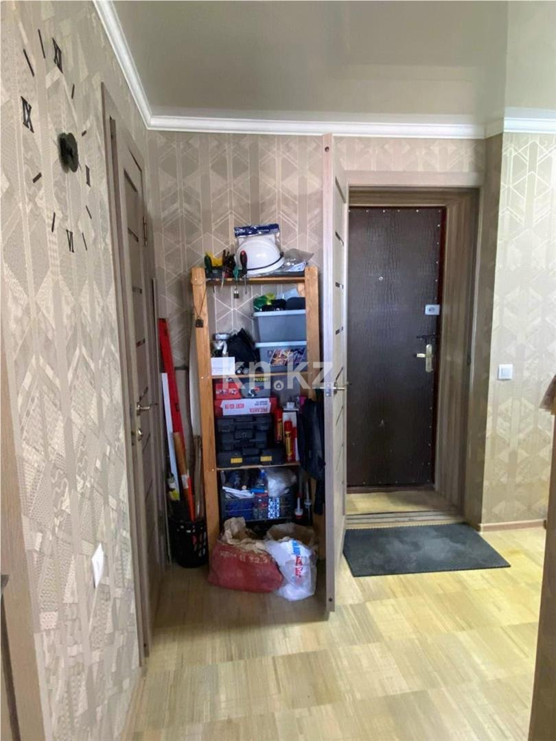 Продажа 3-комнатной квартиры, 56 м², мкр-н Восток-2 в Караганде - фото 8