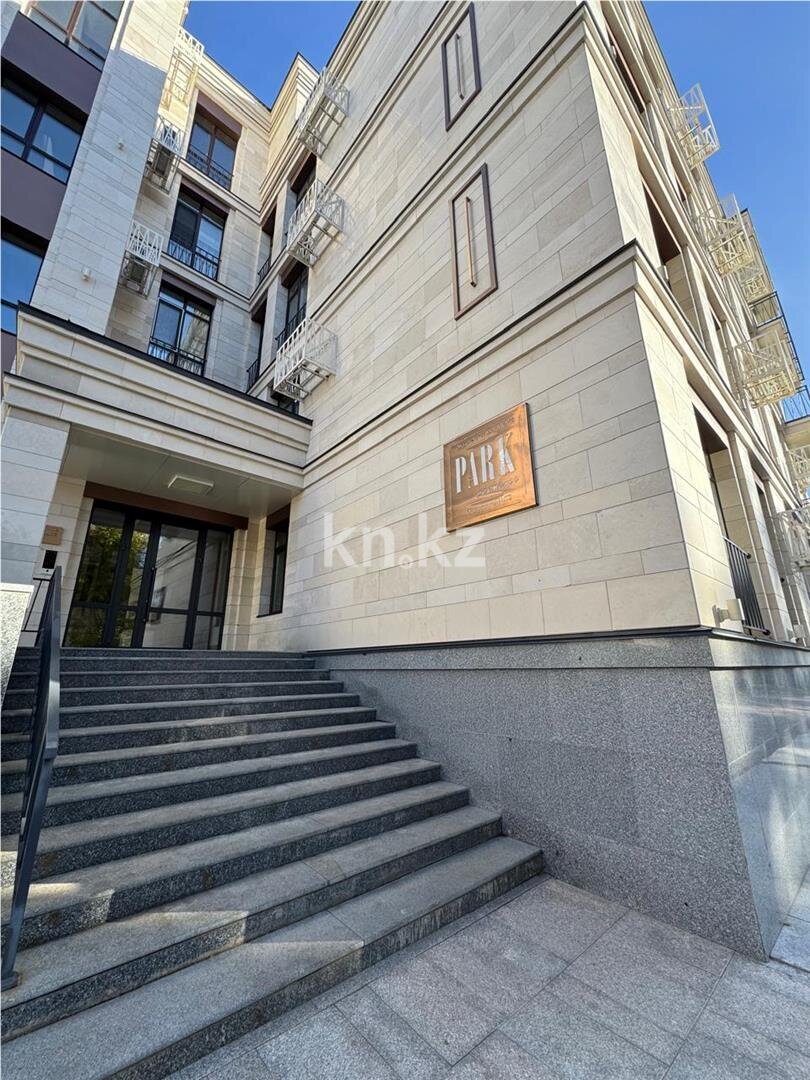 Продажа 3-комнатной квартиры, 107 м² в Караганде - фото 3