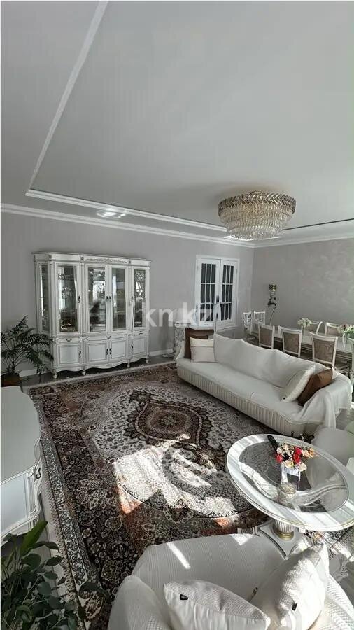 Продажа 4-комнатной квартиры, 136 м² в Астане