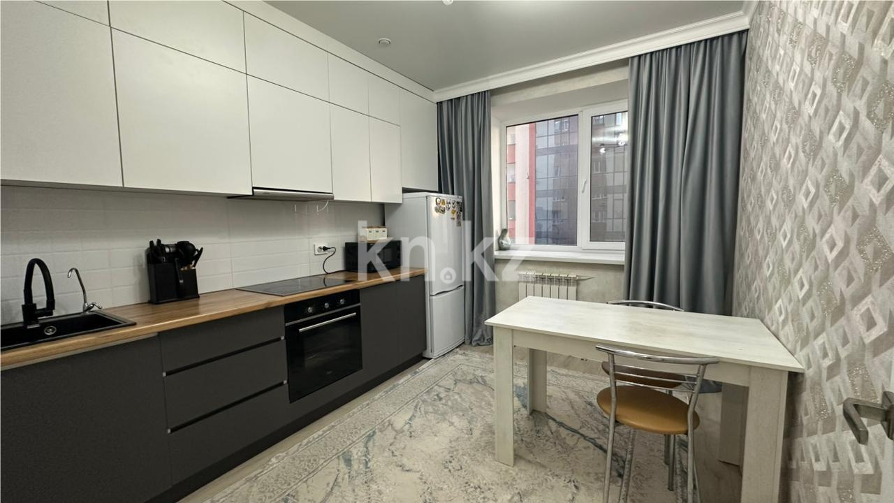 Продажа 2-комнатной квартиры, 65.3 м², пр. Тауелсыздык в Астане - фото 5