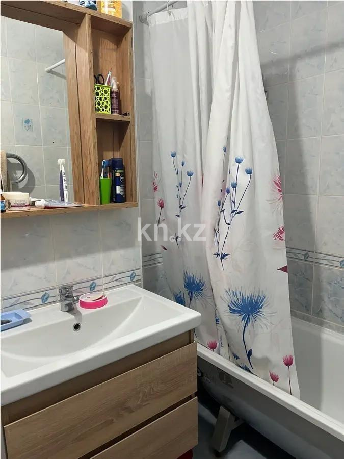 Продажа 3-комнатной квартиры, 73 м², мкр. Аксай-1, дом  24 в Алматы - фото 5