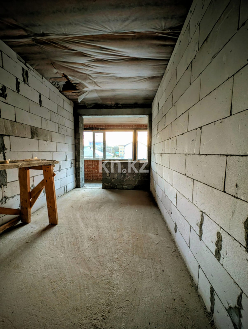 Продажа 4-комнатной квартиры, 135 м², ул. Скоробогатова, дом  108 в Уральске - фото 6