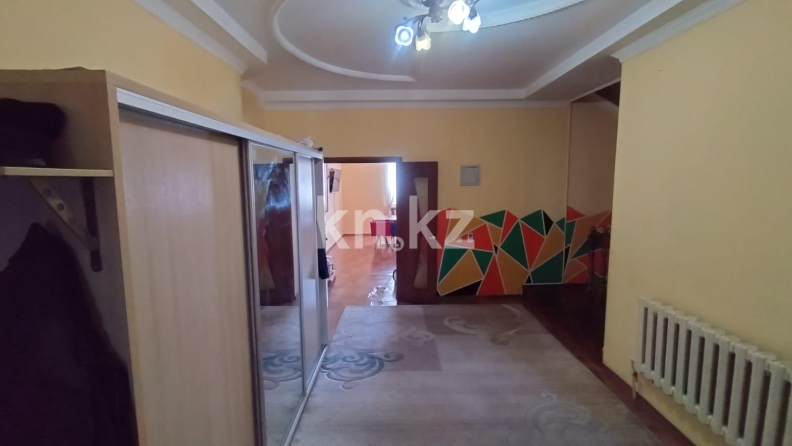 Продажа 8-комнатного дома, 450 м² в Караганде - фото 11