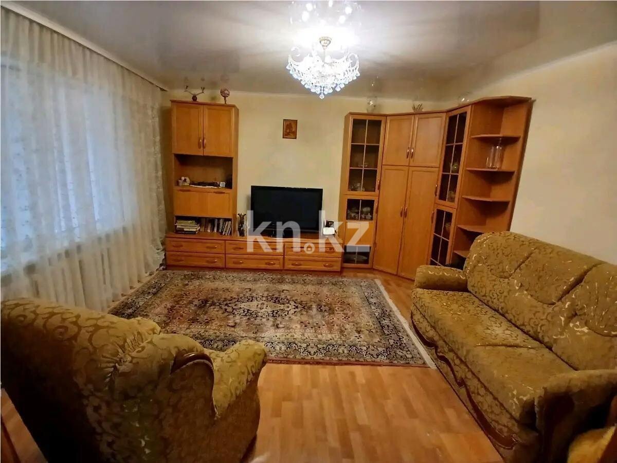 Продажа 3-комнатной квартиры, 64 м² в Караганде